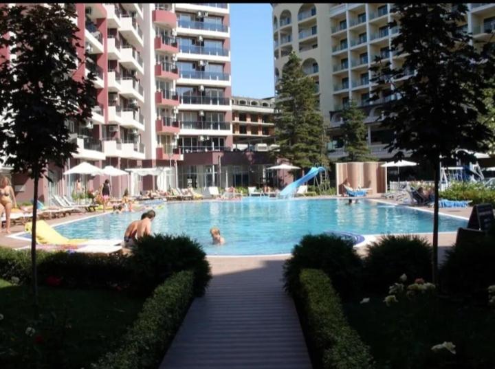 Apartament Admiral Plaza Słoneczny Brzeg Zewnętrze zdjęcie